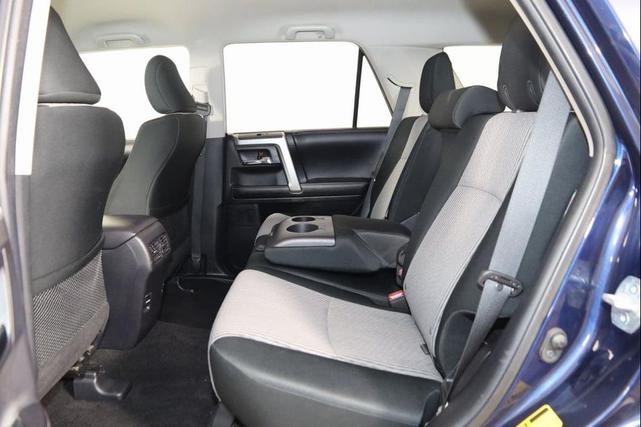 Photo of 2018 Nautical Blue Metallic Toyota 4Runner