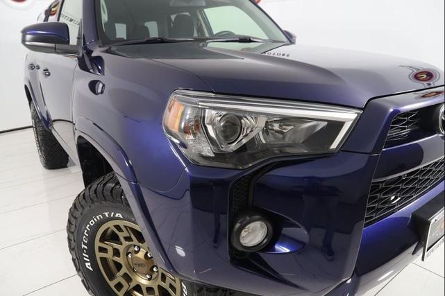 Photo of 2018 Nautical Blue Metallic Toyota 4Runner