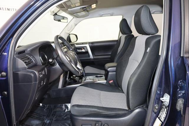 Photo of 2018 Nautical Blue Metallic Toyota 4Runner