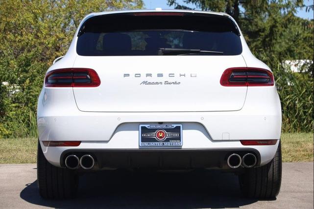 Photo of 2017 White Porsche Macan