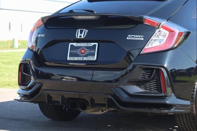 Photo of 2020 Crystal Black Pearl Honda Civic