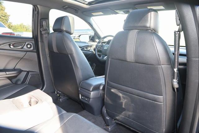 Photo of 2020 Crystal Black Pearl Honda Civic