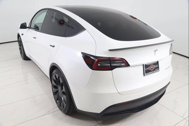 Photo of 2022 Pearl White Multi-Coat Tesla Model Y