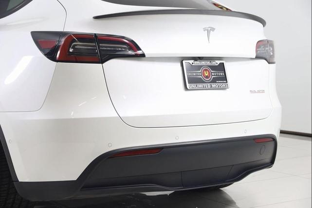 Photo of 2022 Pearl White Multi-Coat Tesla Model Y