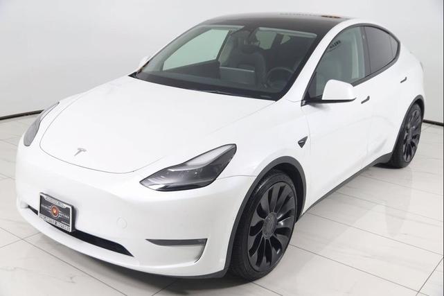 Photo of 2022 Pearl White Multi-Coat Tesla Model Y