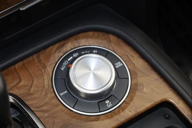 Photo of 2023 Hermosa Blue Pearl Nissan Armada