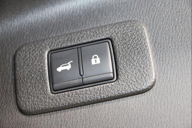 Photo of 2023 Hermosa Blue Pearl Nissan Armada