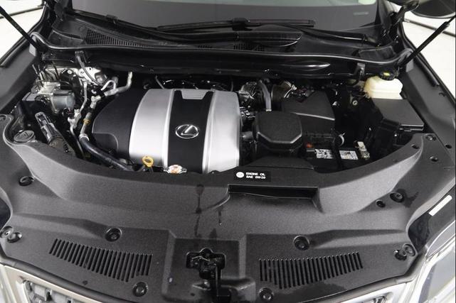 Photo of 2022 Atomic Silver Lexus RX 350
