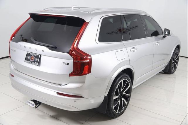 Photo of 2022 Bright Silver Metallic Volvo XC90