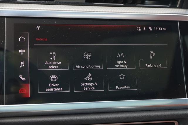 Photo of 2025 Arkona White Audi Q3