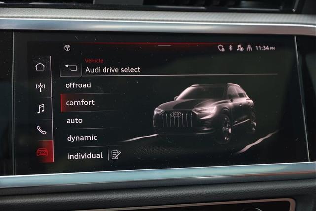Photo of 2025 Arkona White Audi Q3