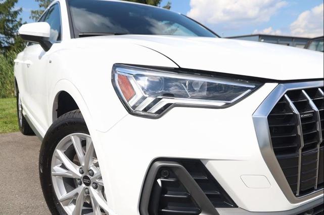 Photo of 2025 Arkona White Audi Q3