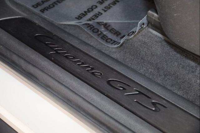 Photo of 2022 Chalk Porsche Cayenne