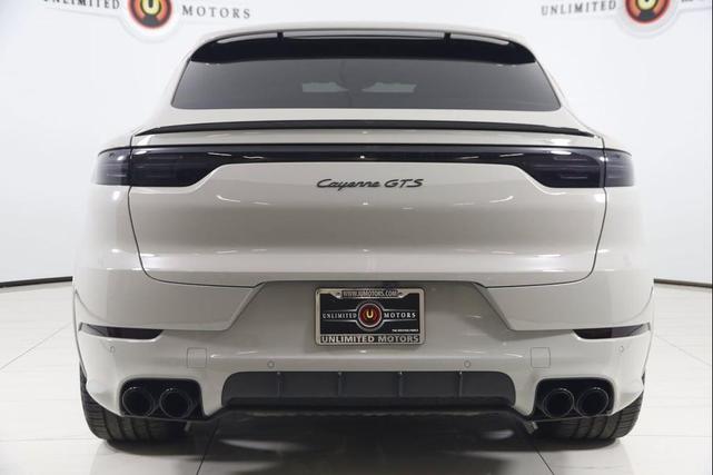 Photo of 2022 Chalk Porsche Cayenne