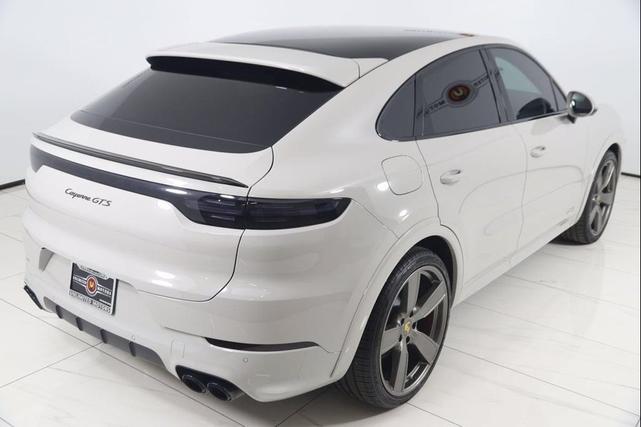 Photo of 2022 Chalk Porsche Cayenne