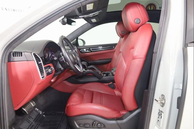 Photo of 2022 Chalk Porsche Cayenne