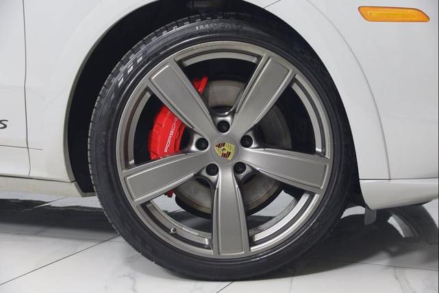 Photo of 2022 Chalk Porsche Cayenne