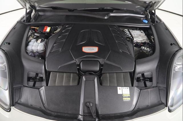 Photo of 2022 Chalk Porsche Cayenne