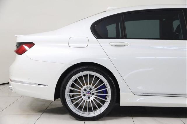 Photo of 2022 White Metallic BMW ALPINA B7