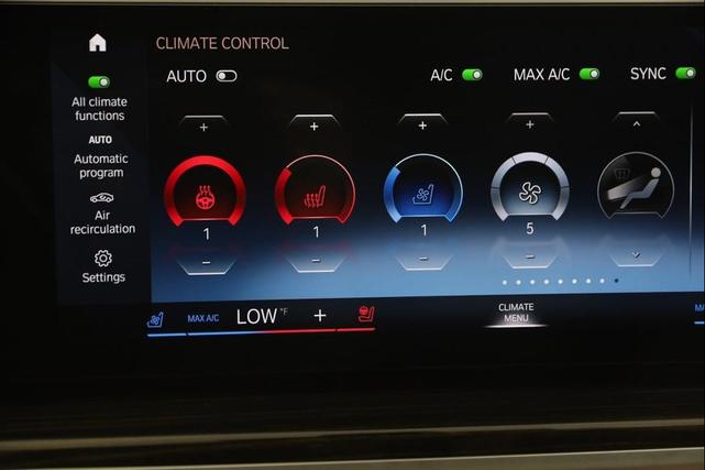 Photo of 2023 White Metallic BMW X7