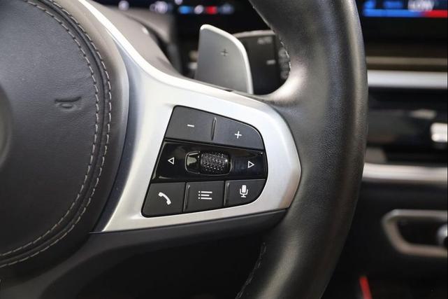 Photo of 2023 White Metallic BMW X7