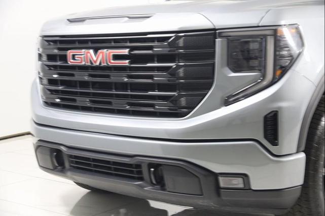 Photo of 2023 Sterling Metallic GMC Sierra 1500