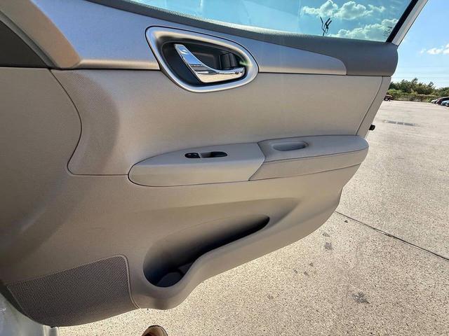 Photo of 2014 Aspen White Nissan Sentra