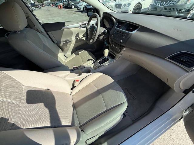 Photo of 2014 Aspen White Nissan Sentra