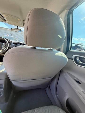 Photo of 2014 Aspen White Nissan Sentra