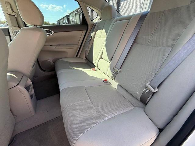 Photo of 2014 Aspen White Nissan Sentra
