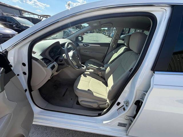 Photo of 2014 Aspen White Nissan Sentra