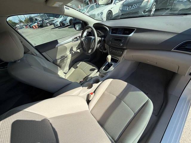 Photo of 2014 Aspen White Nissan Sentra