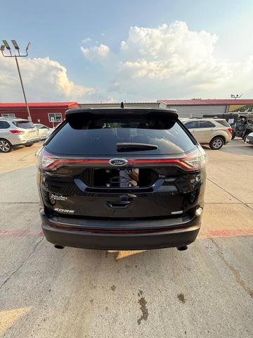 Photo of 2017 Shadow Black Ford Edge