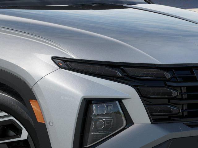 Photo of 2025 Shimmering Silver Hyundai TUCSON Hybrid