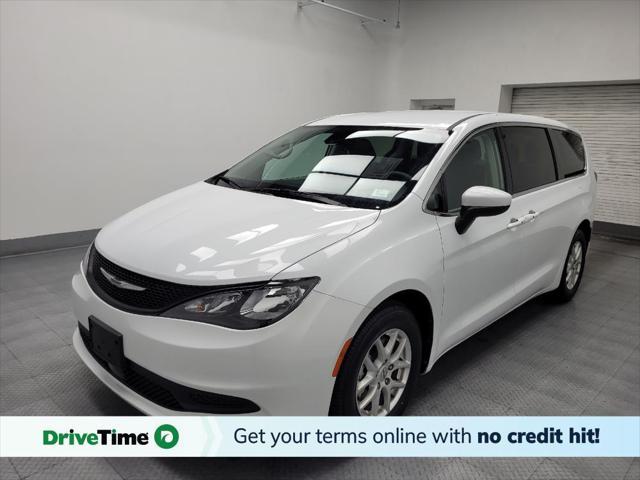 2022 Chrysler Voyager