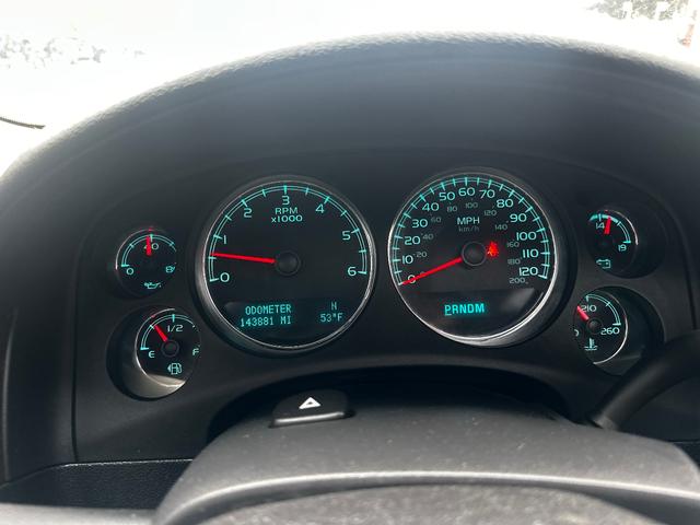Photo of 2011 Black GMC Yukon