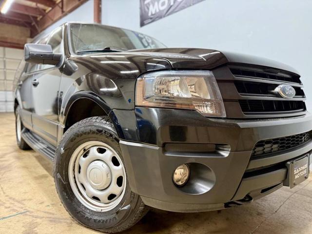 Photo of 2016 Shadow Black Ford Expedition