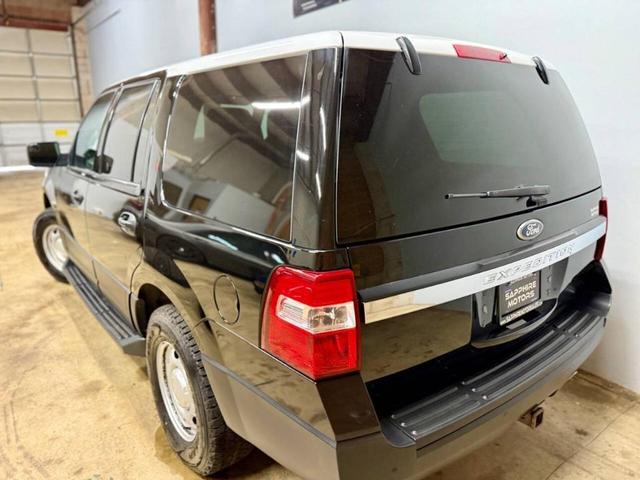 Photo of 2016 Shadow Black Ford Expedition