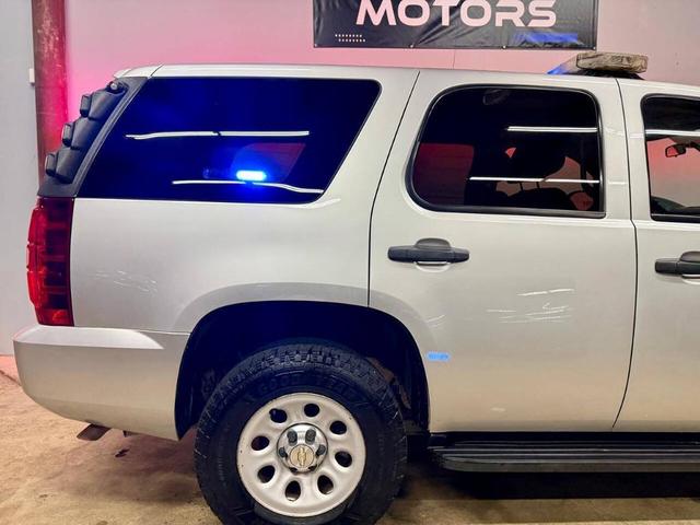 Photo of 2013 Silver Ice Metallic Chevrolet Tahoe