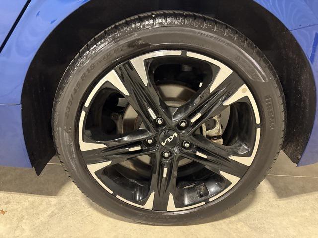 Photo of 2023 Sapphire Blue Kia K5