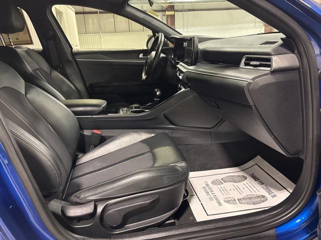 Photo of 2023 Sapphire Blue Kia K5