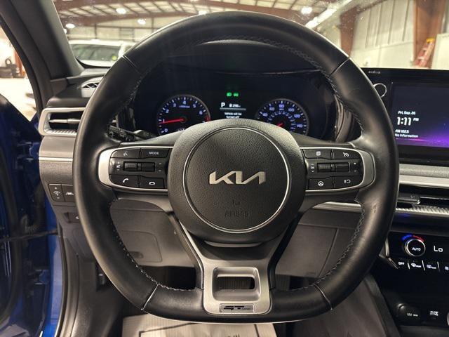 Photo of 2023 Sapphire Blue Kia K5