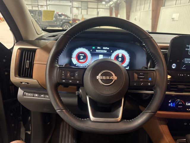 Photo of 2023 Super Black Nissan Pathfinder