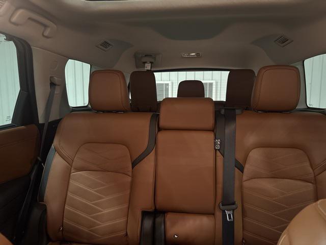 Photo of 2023 Super Black Nissan Pathfinder