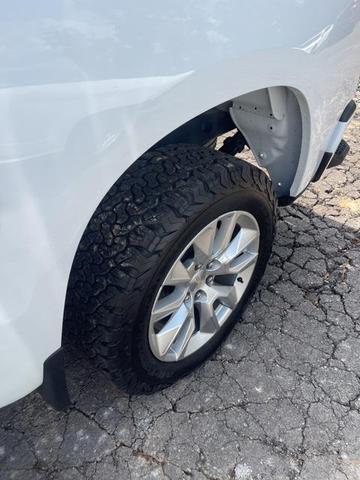 Photo of 2022 Summit White Chevrolet Silverado 1500