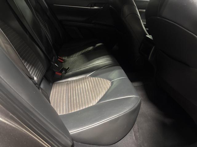 Photo of 2018 Predawn Gray Mica Toyota Camry