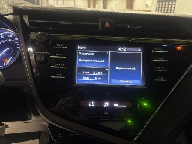Photo of 2018 Predawn Gray Mica Toyota Camry