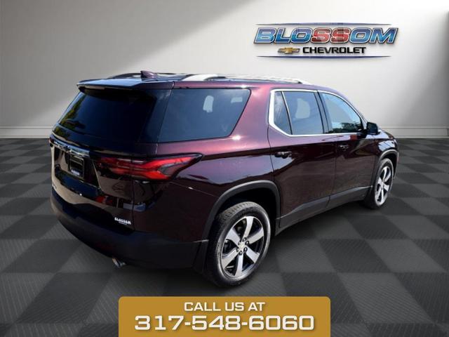 Photo of 2022 Black Cherry Metallic Chevrolet Traverse