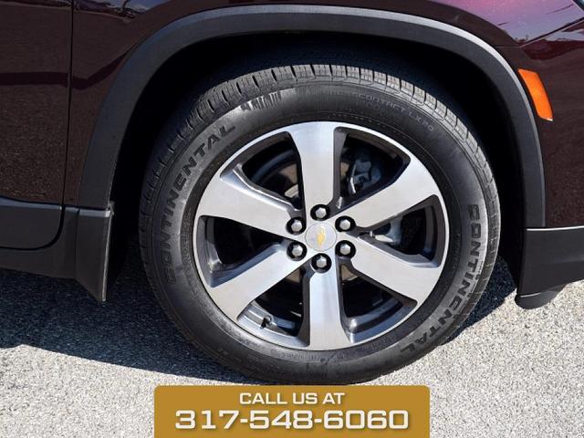 Photo of 2022 Black Cherry Metallic Chevrolet Traverse