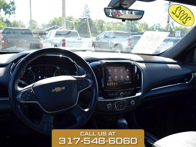 Photo of 2022 Black Cherry Metallic Chevrolet Traverse